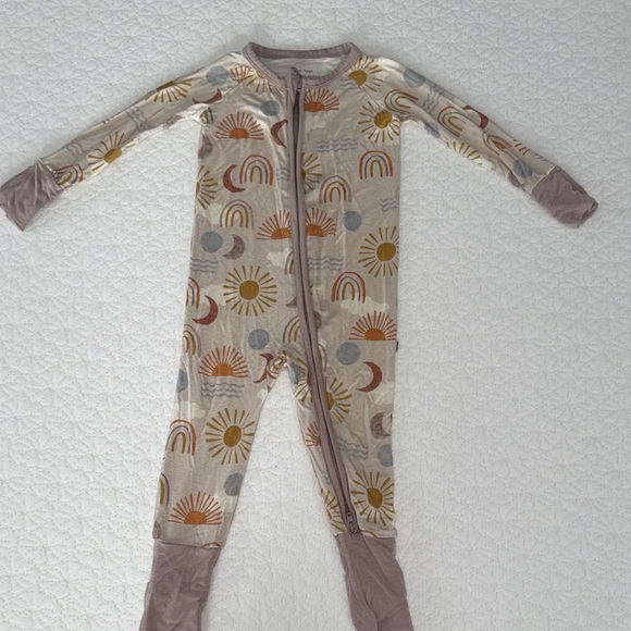 Little Sleepies - Picture 2 of 5